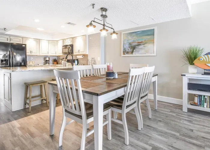 Oceanfront Seagate With Heated Pool * Clearwater Beach
